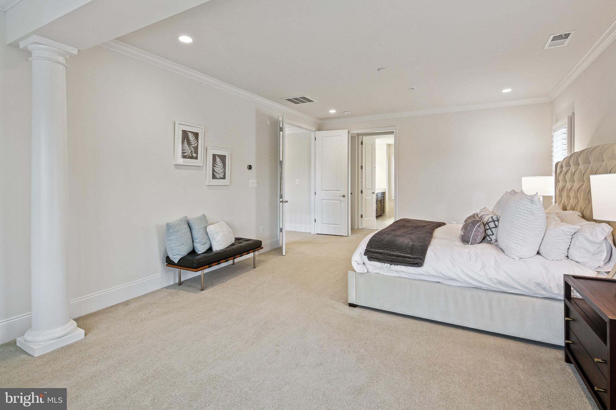 TROTTERS GLEN - Residential