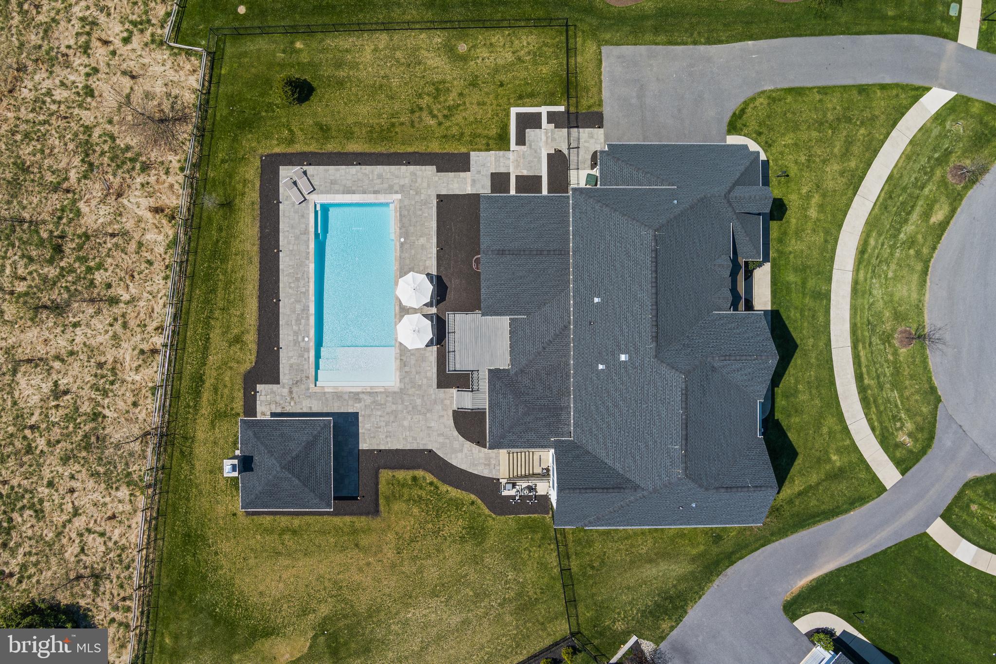 TROTTERS GLEN - Residential