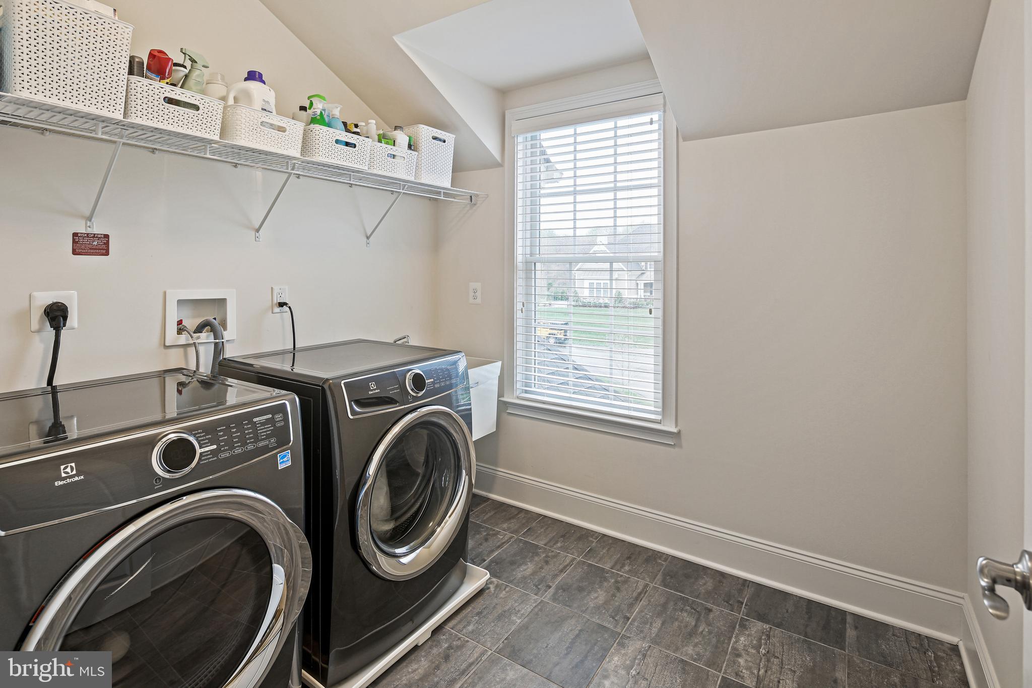 TROTTERS GLEN - Residential