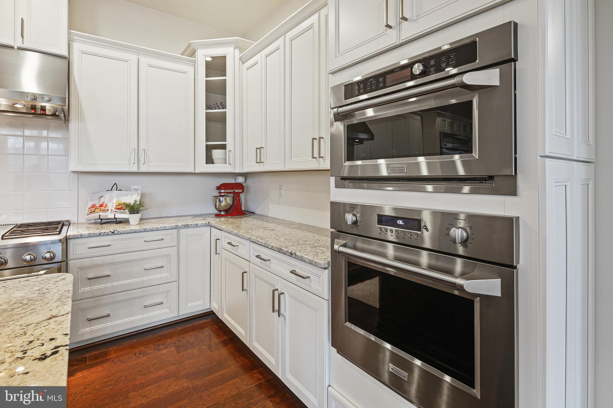 TROTTERS GLEN - Residential