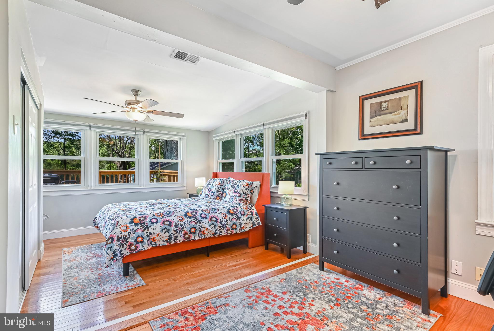 COLUMBIA BEACH - Residential