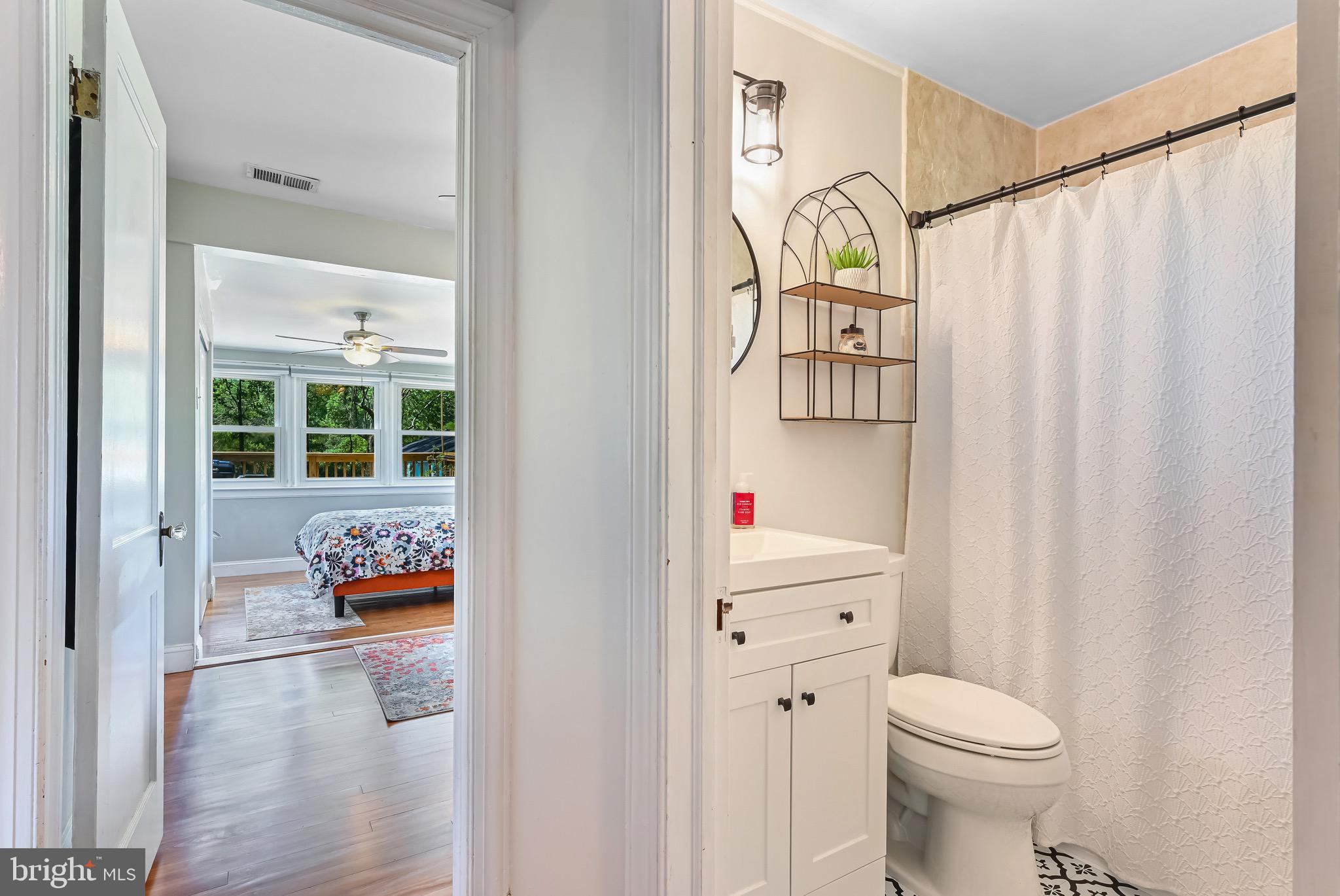 COLUMBIA BEACH - Residential