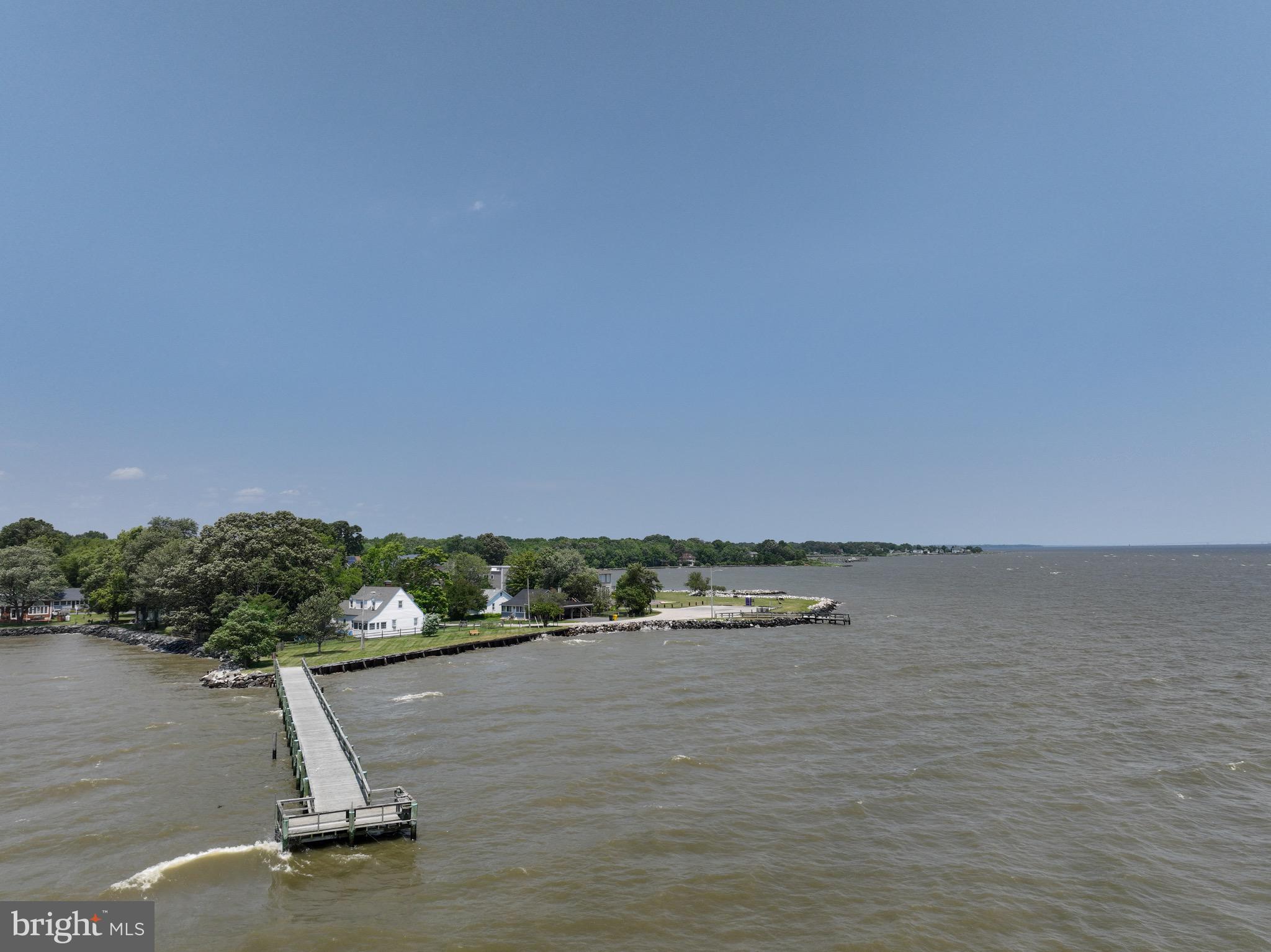 COLUMBIA BEACH - Residential