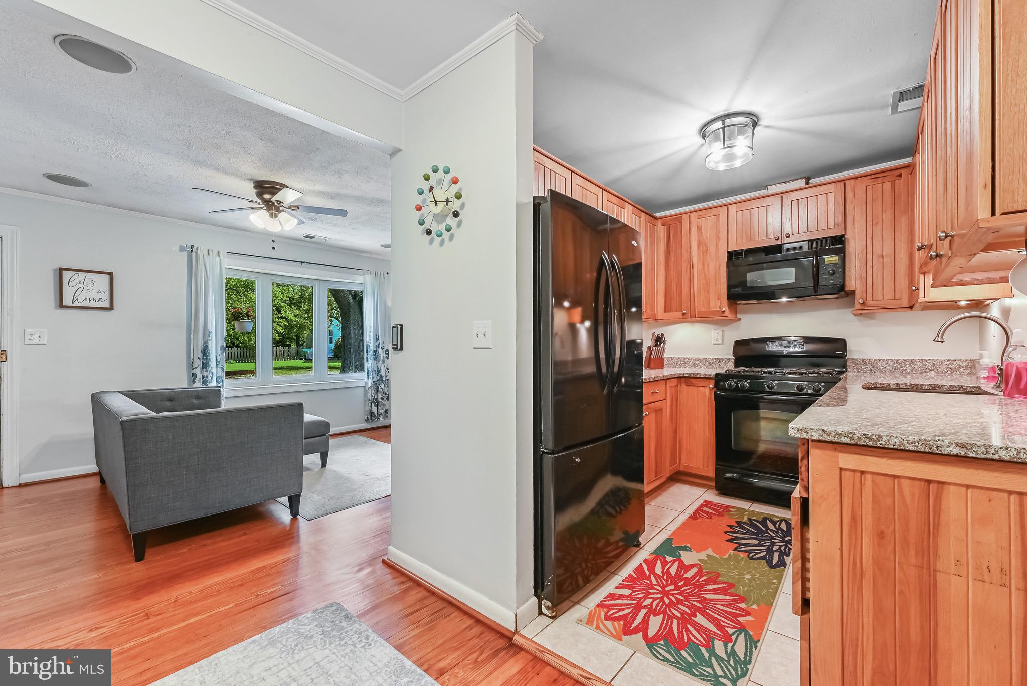 COLUMBIA BEACH - Residential