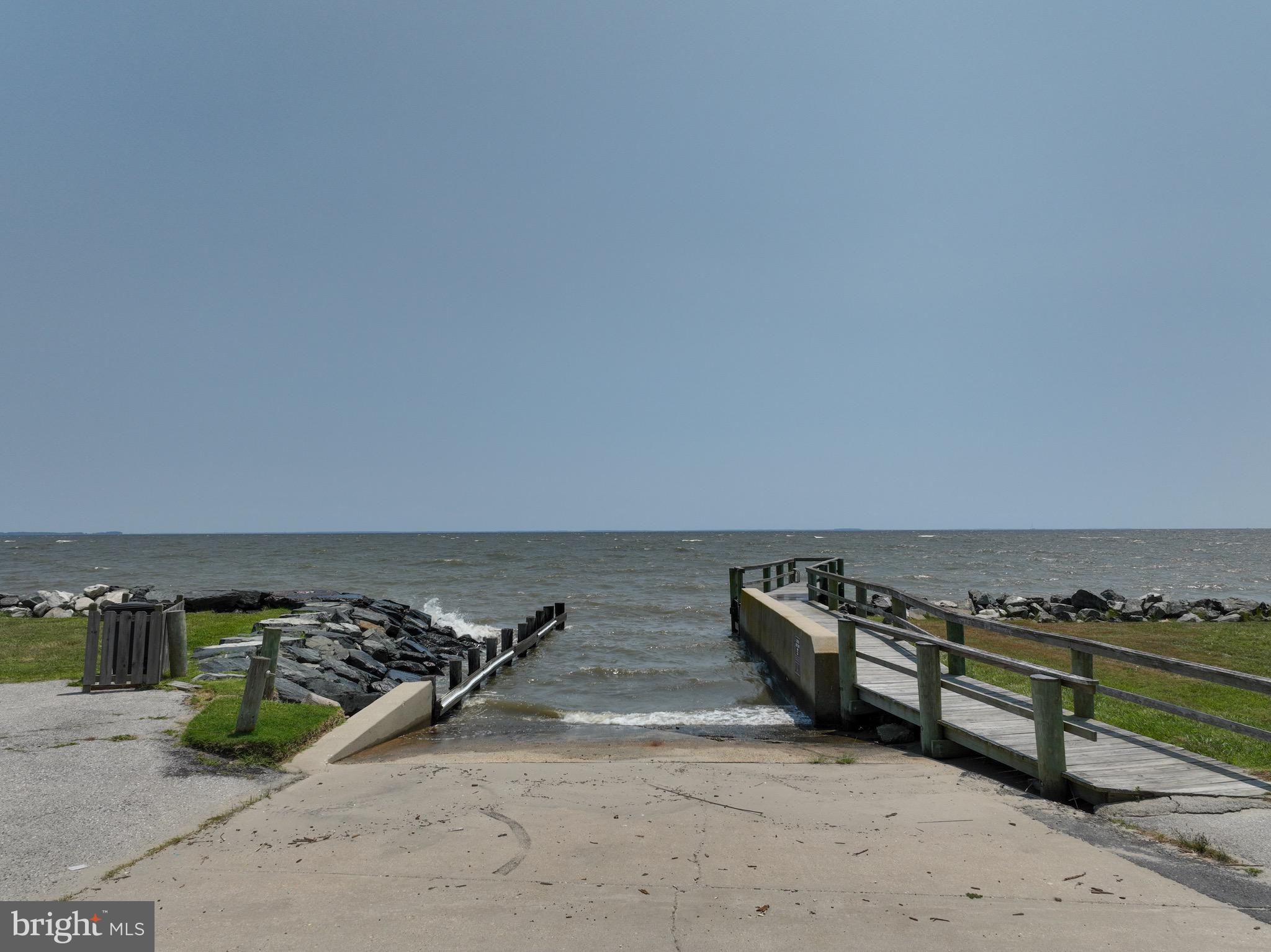 COLUMBIA BEACH - Residential