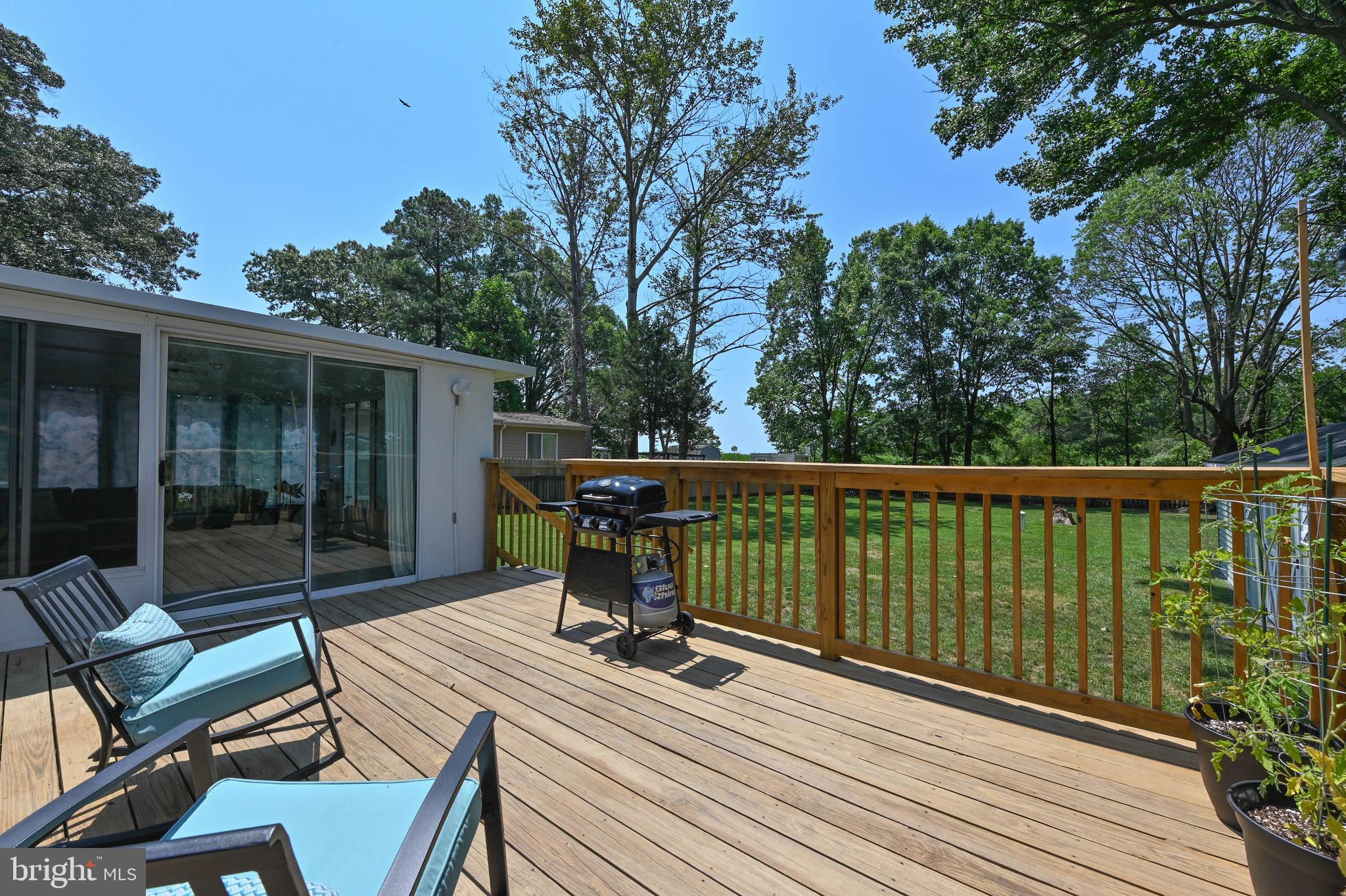 COLUMBIA BEACH - Residential