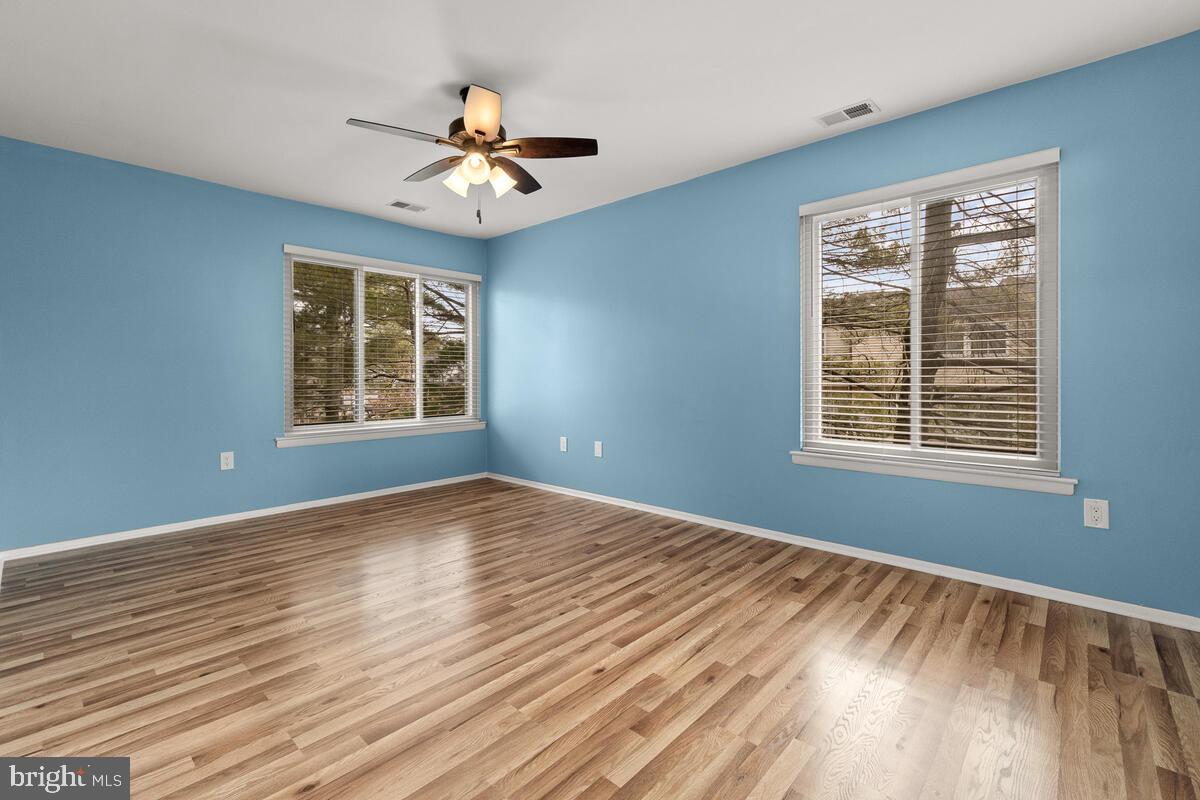 MALLARD COVE CONDOMINIUMS - Residential