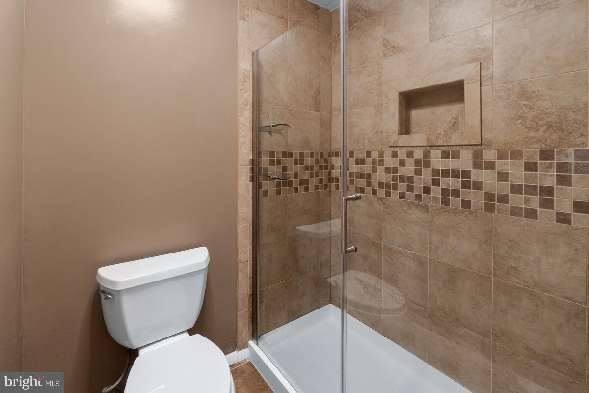 MALLARD COVE CONDOMINIUMS - Residential