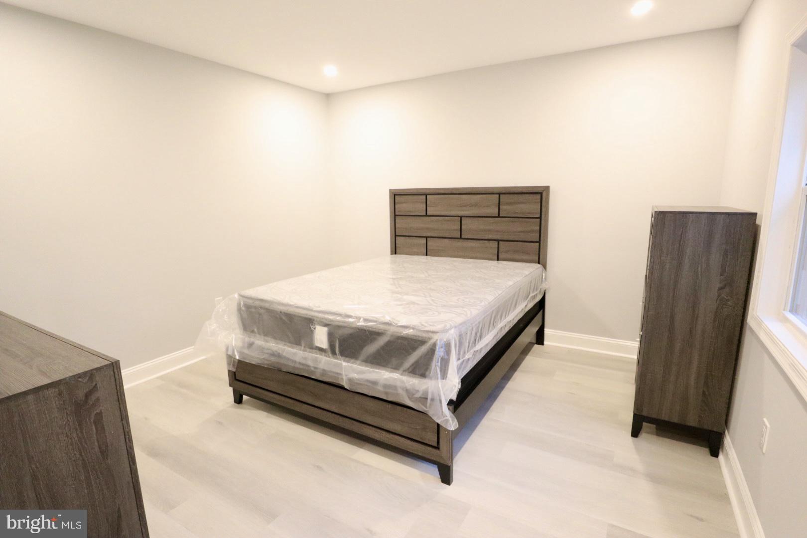 ACADEMY GARDENS - Residential