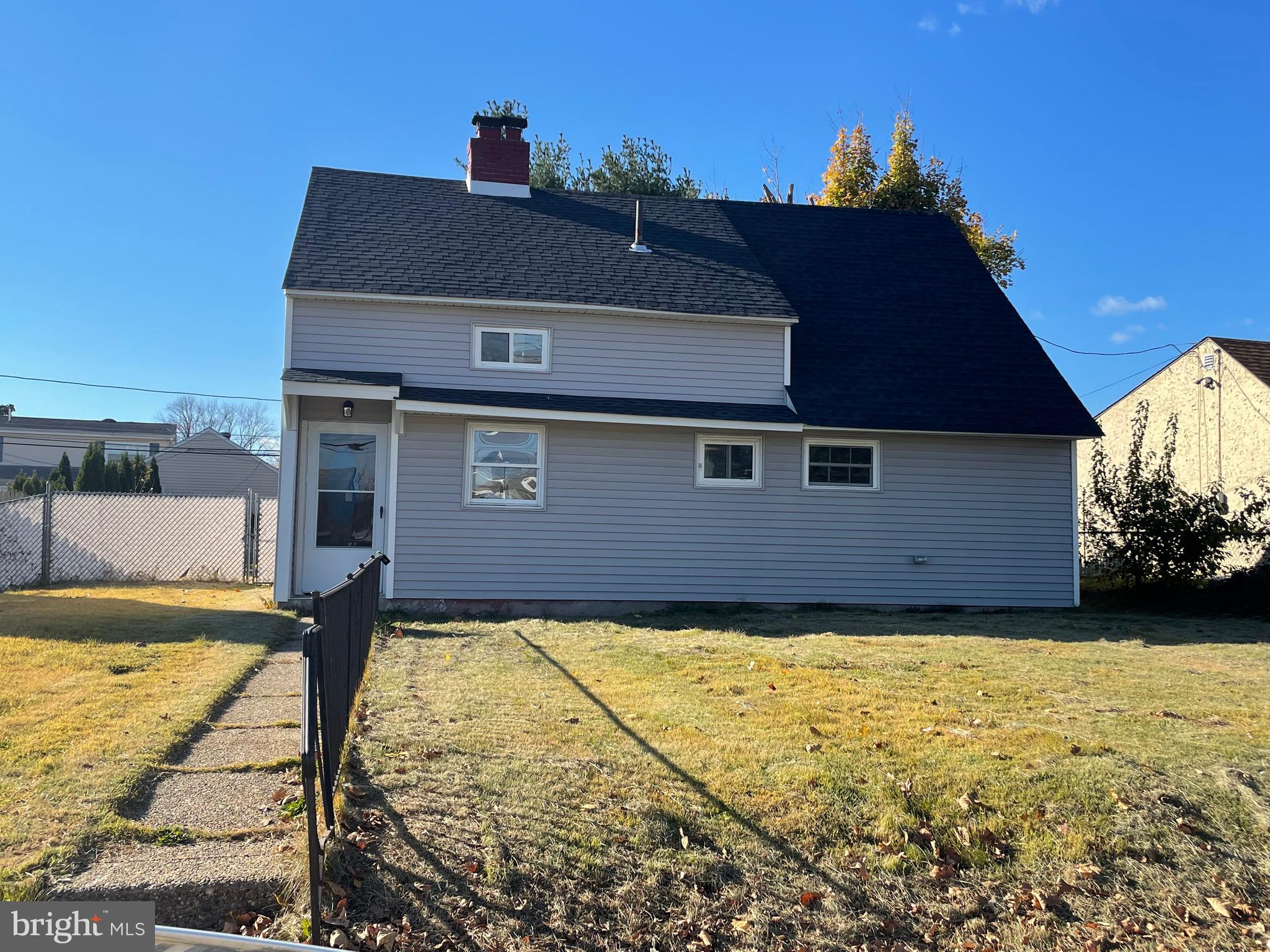 ACADEMY GARDENS - Residential