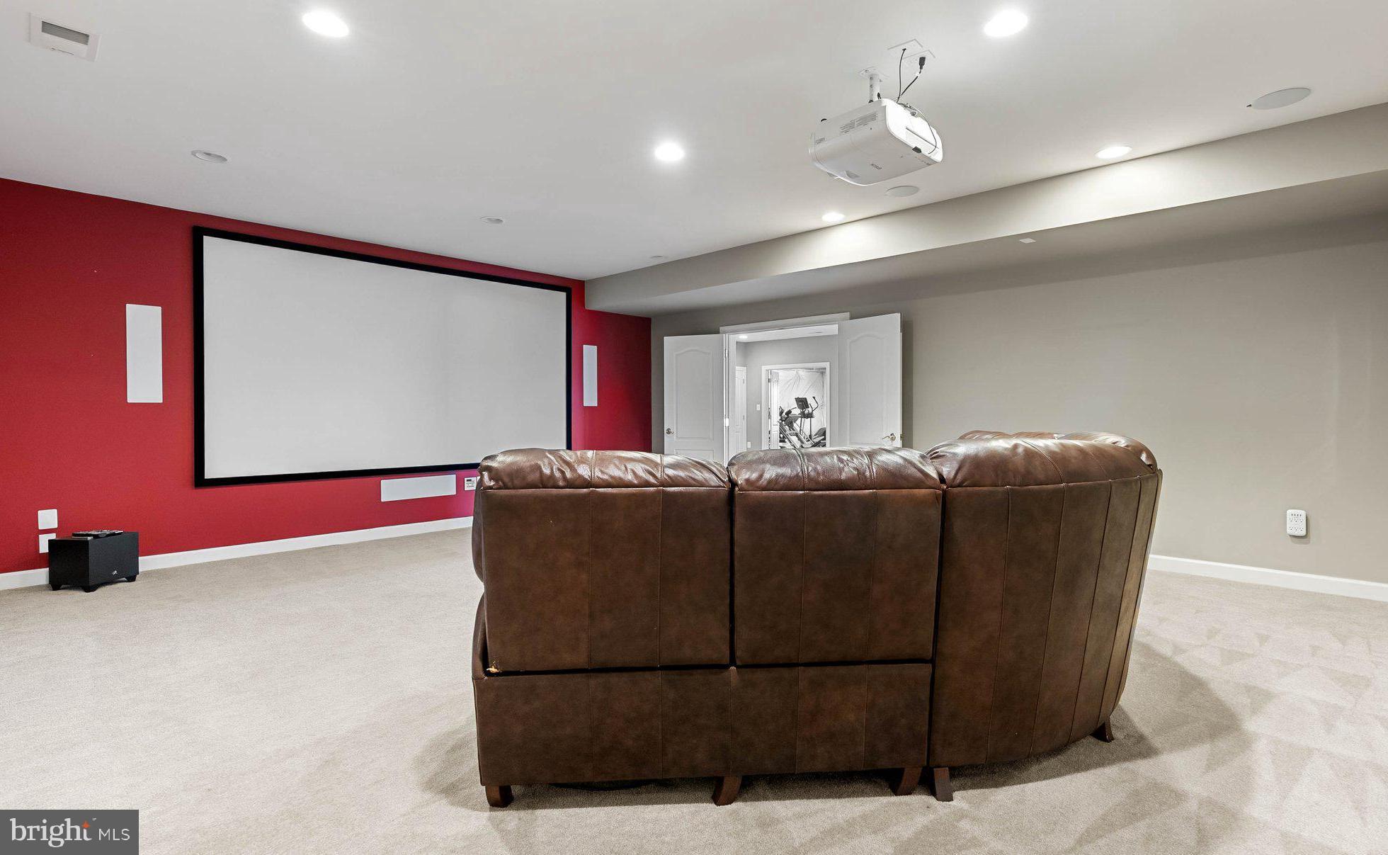 CHUDLEIGH FARM - Residential