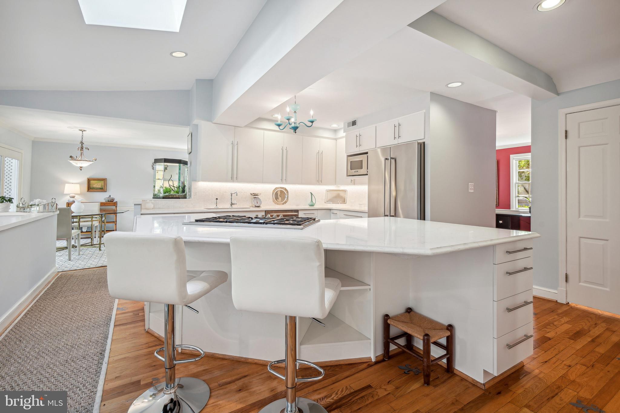 CHEVY CHASE - Residential