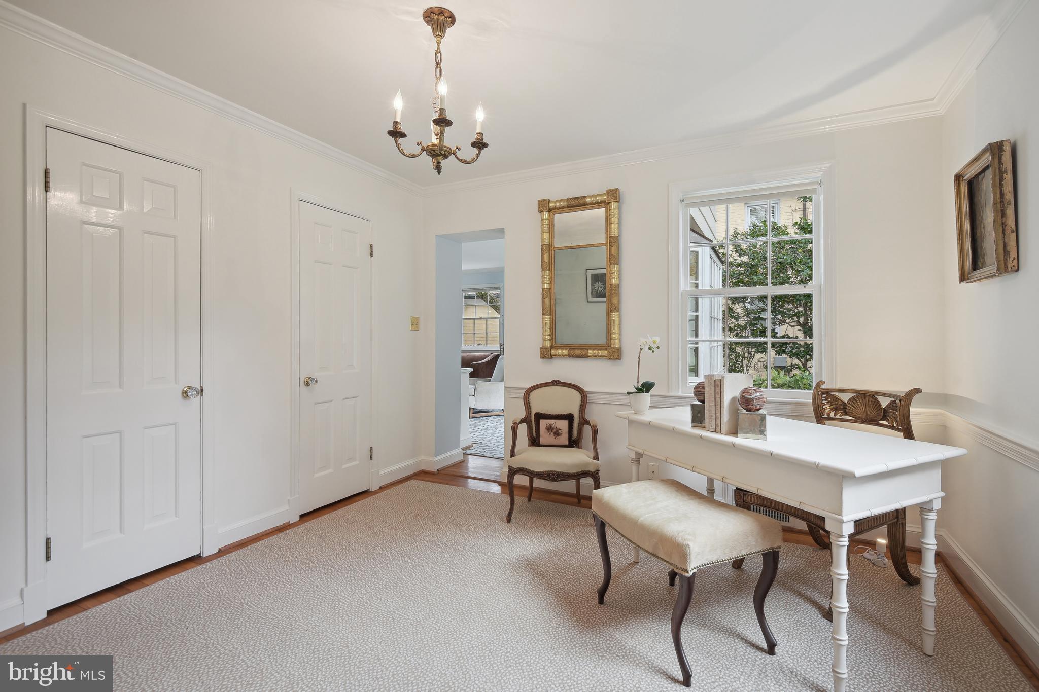 CHEVY CHASE - Residential