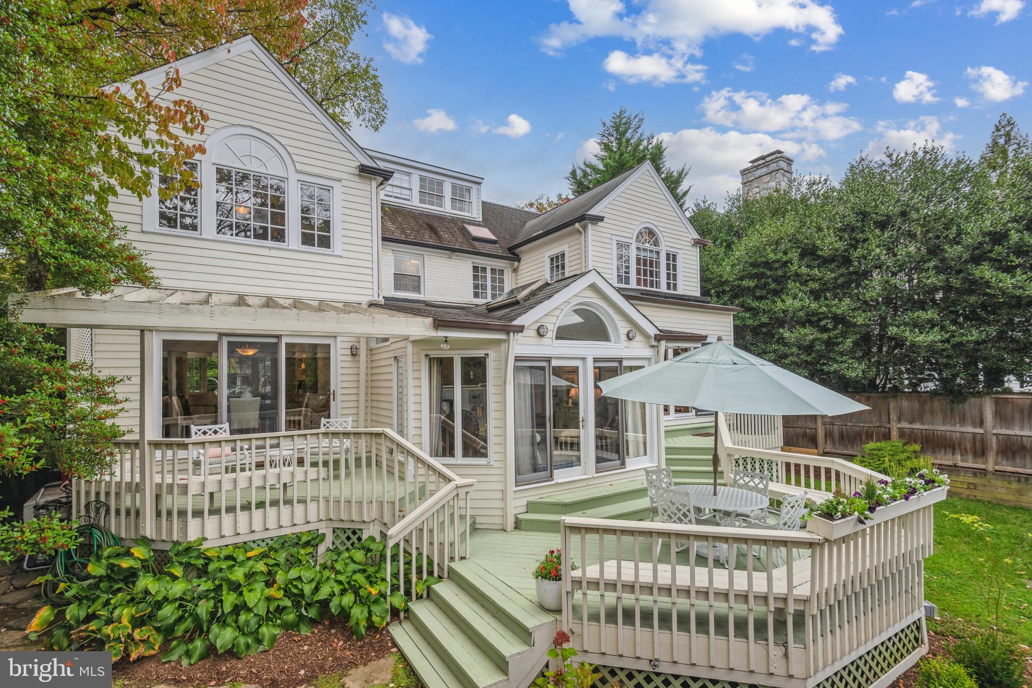 CHEVY CHASE - Residential