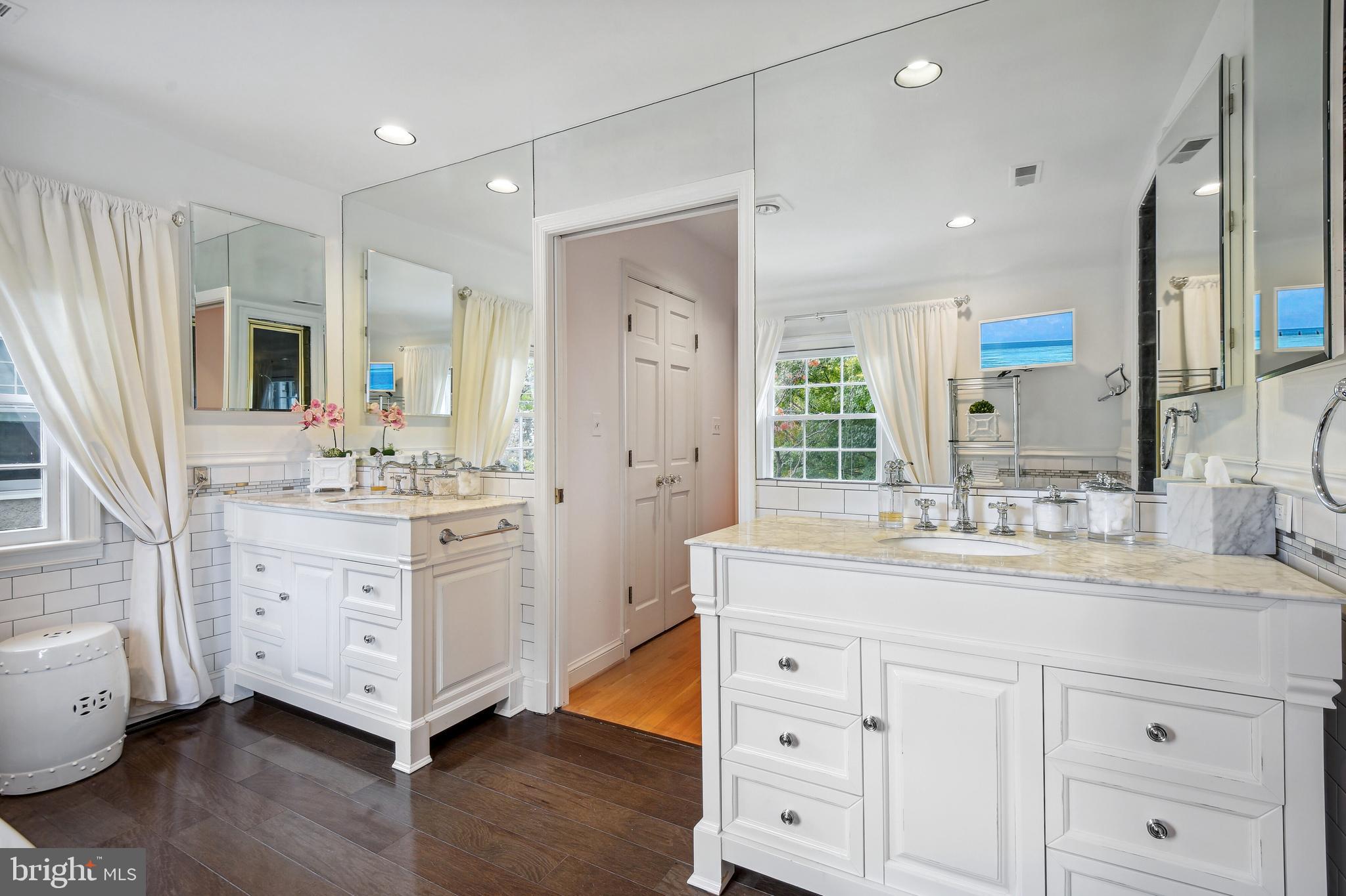 CHEVY CHASE - Residential