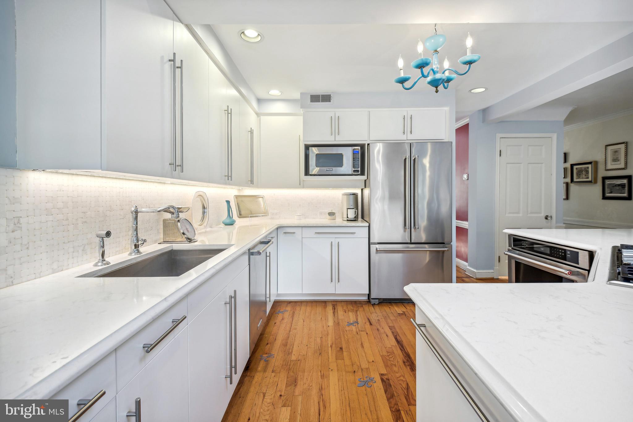 CHEVY CHASE - Residential