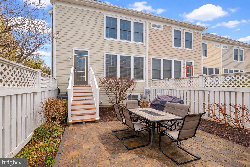 BEAR TRAP - Residential