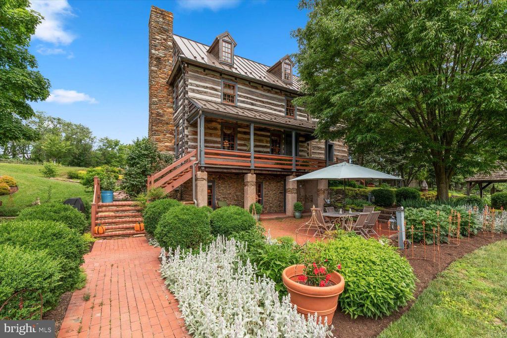 Photo of 3646 Meadow View Road, Manheim, PA 17545 (MLS # PALA2051540)