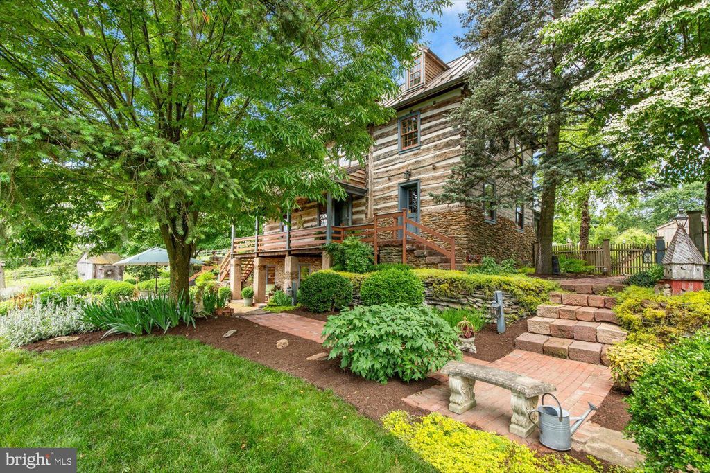 Photo of 3646 Meadow View Road, Manheim, PA 17545 (MLS # PALA2051540)