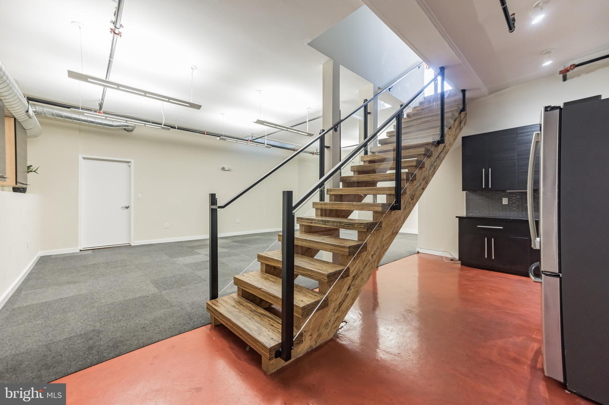 FISHTOWN - Commercial Sale