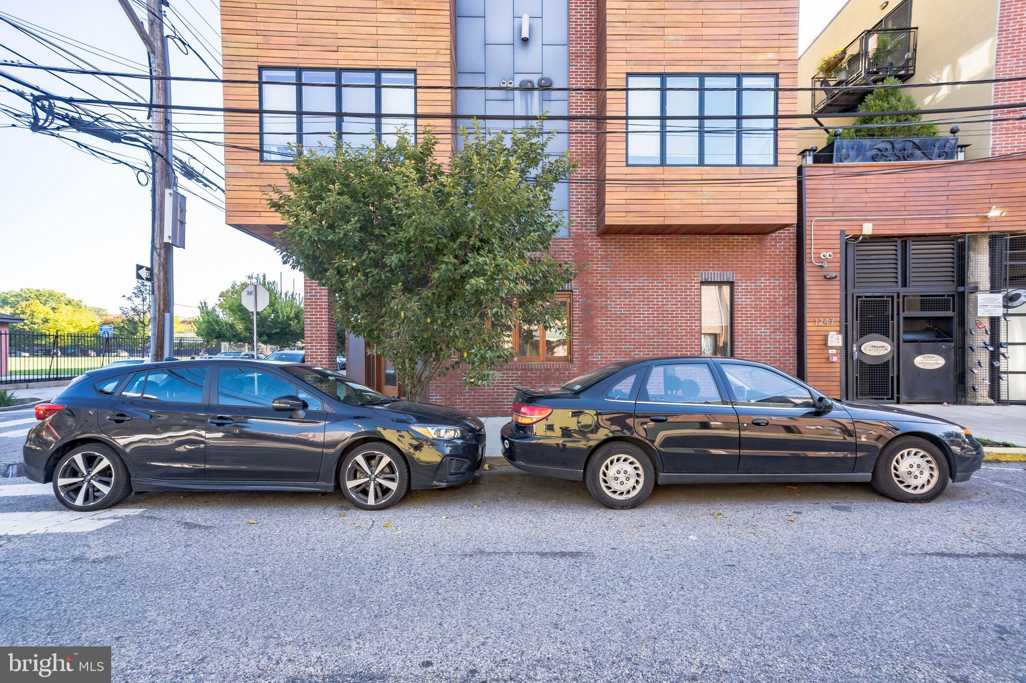 FISHTOWN - Commercial Sale