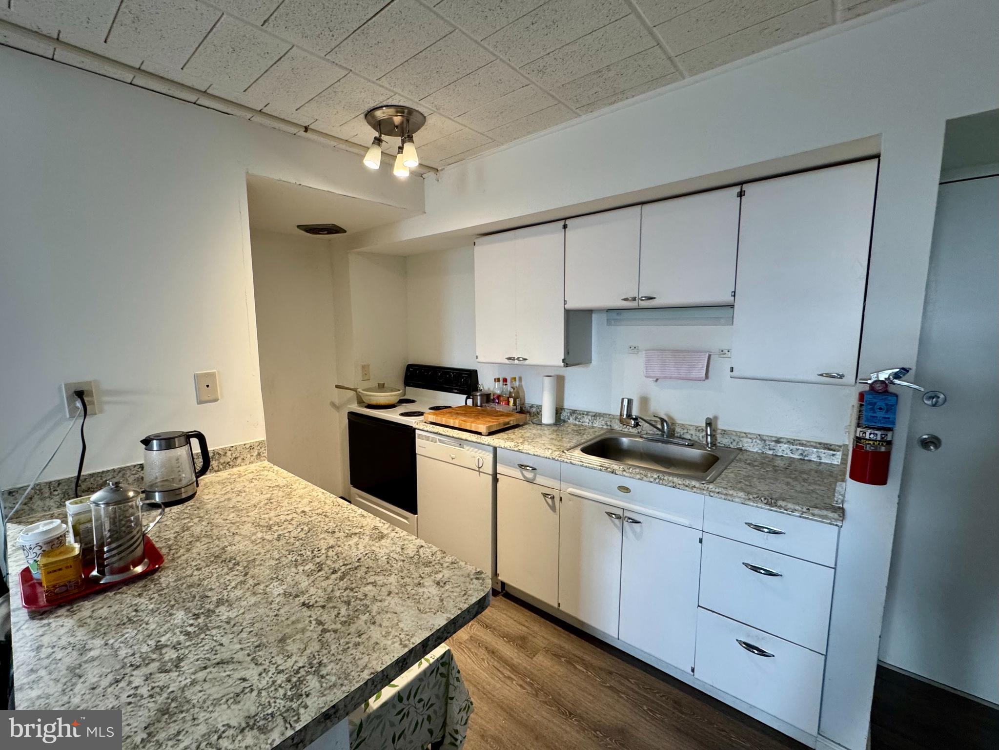 PEPPER MILL - Residential