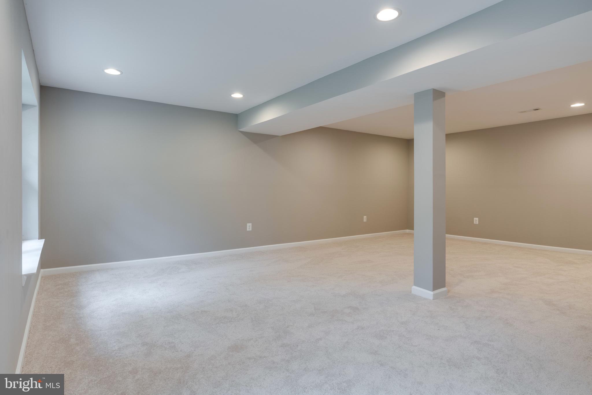 QUEENSDALE ESTATES - Residential