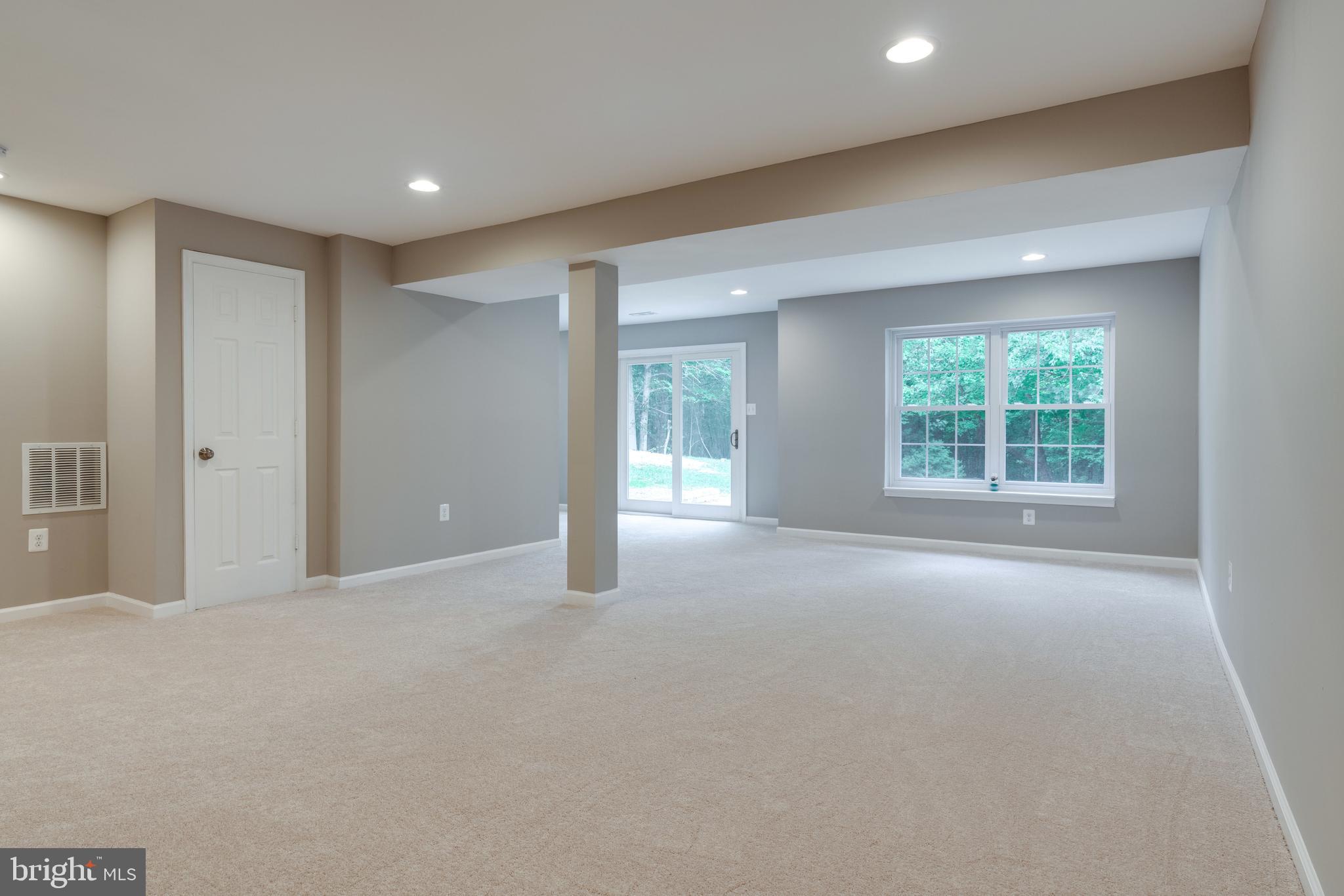 QUEENSDALE ESTATES - Residential