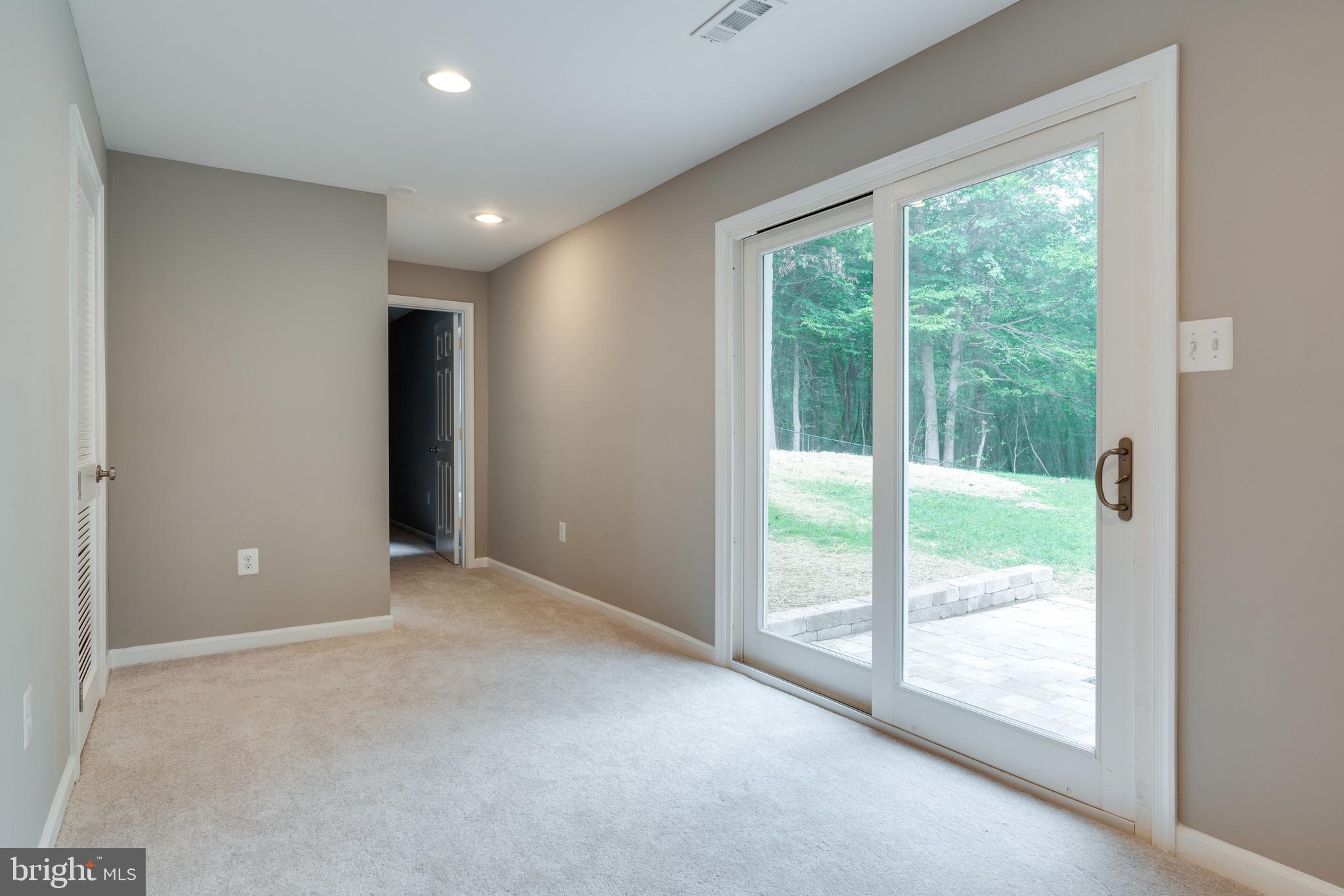 QUEENSDALE ESTATES - Residential