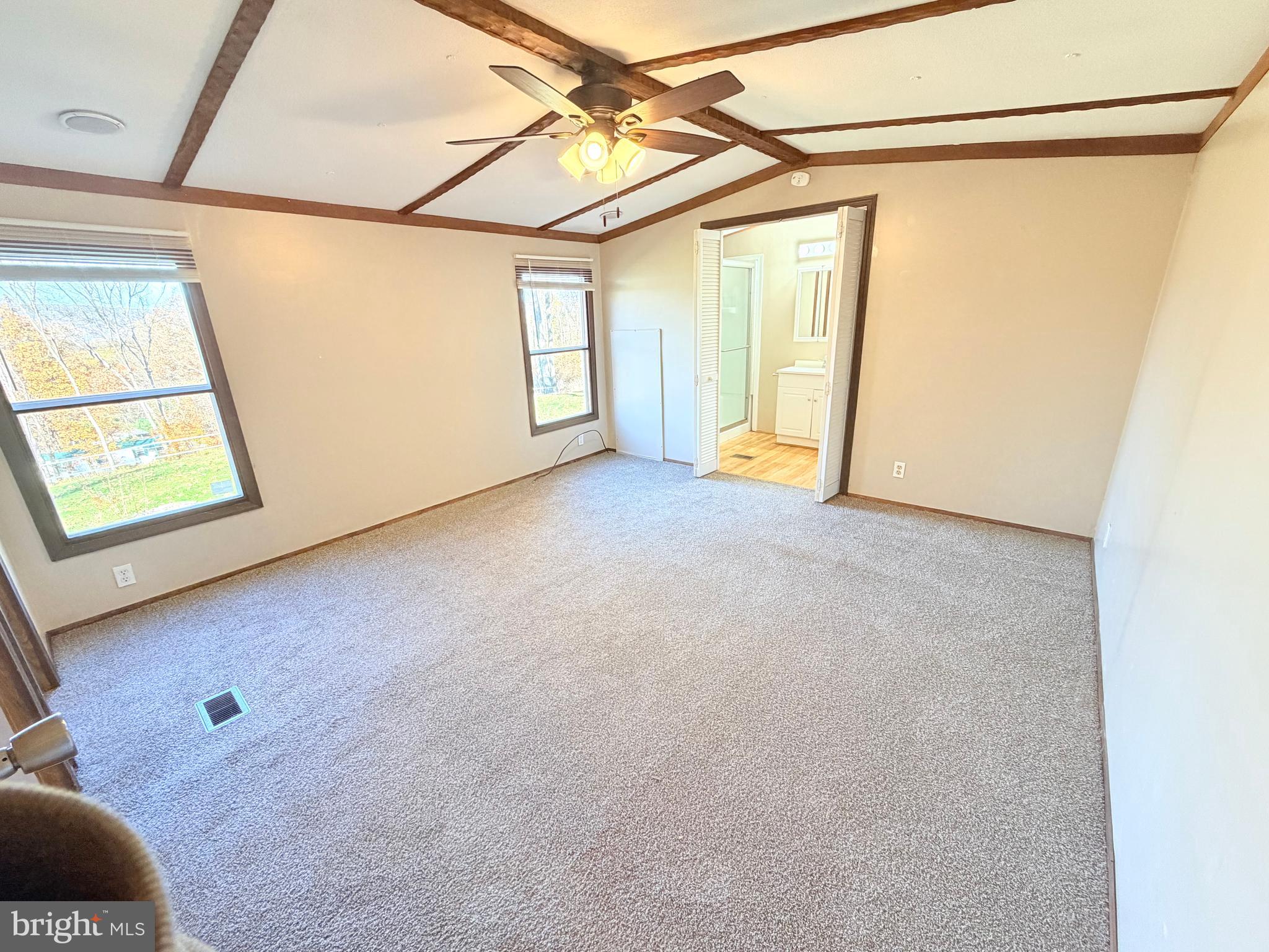 NEWPORT - Residential