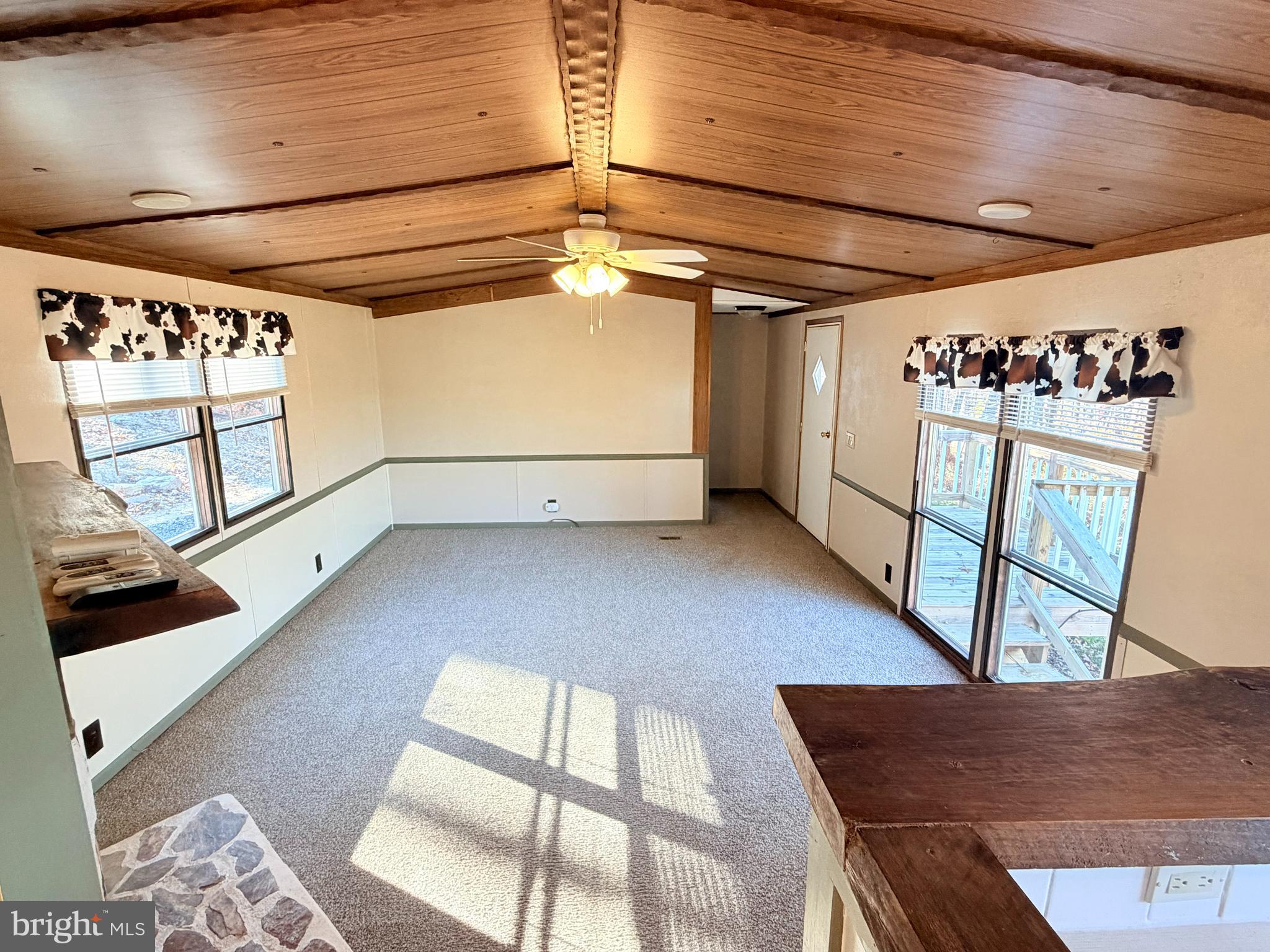 NEWPORT - Residential