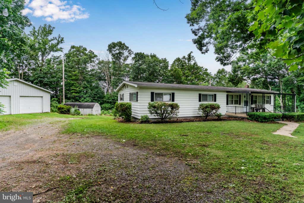 Photo of 1618 Buchanan Trl, MC CONNELLSBURG, PA 17233 (MLS # PAFU2002170)