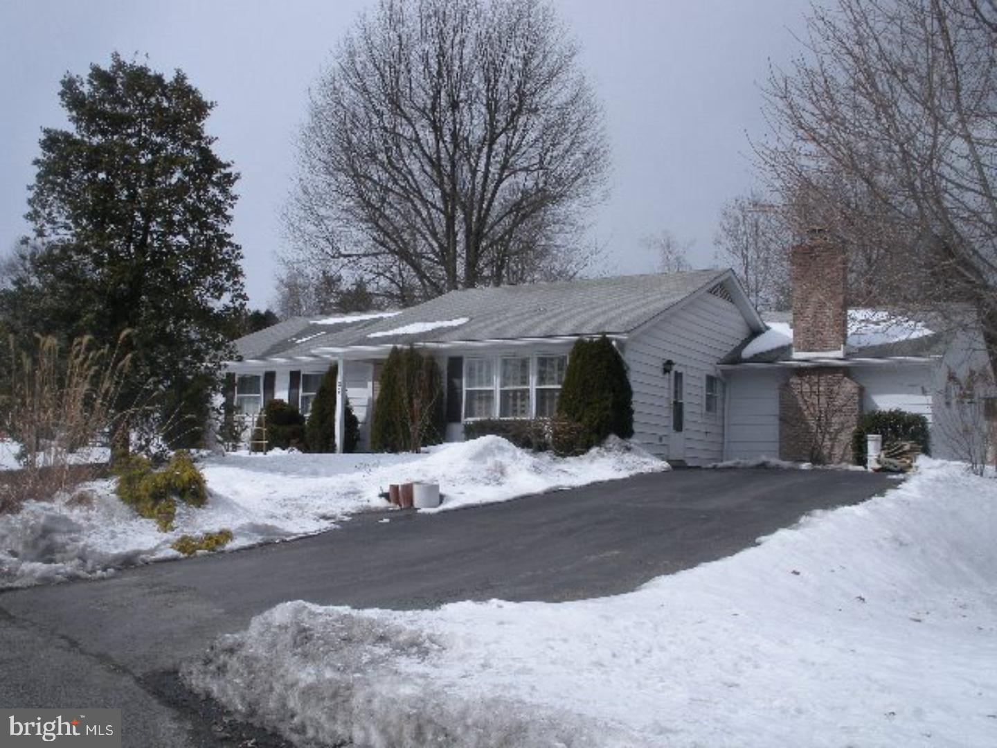 FOREST HILLS - Residential