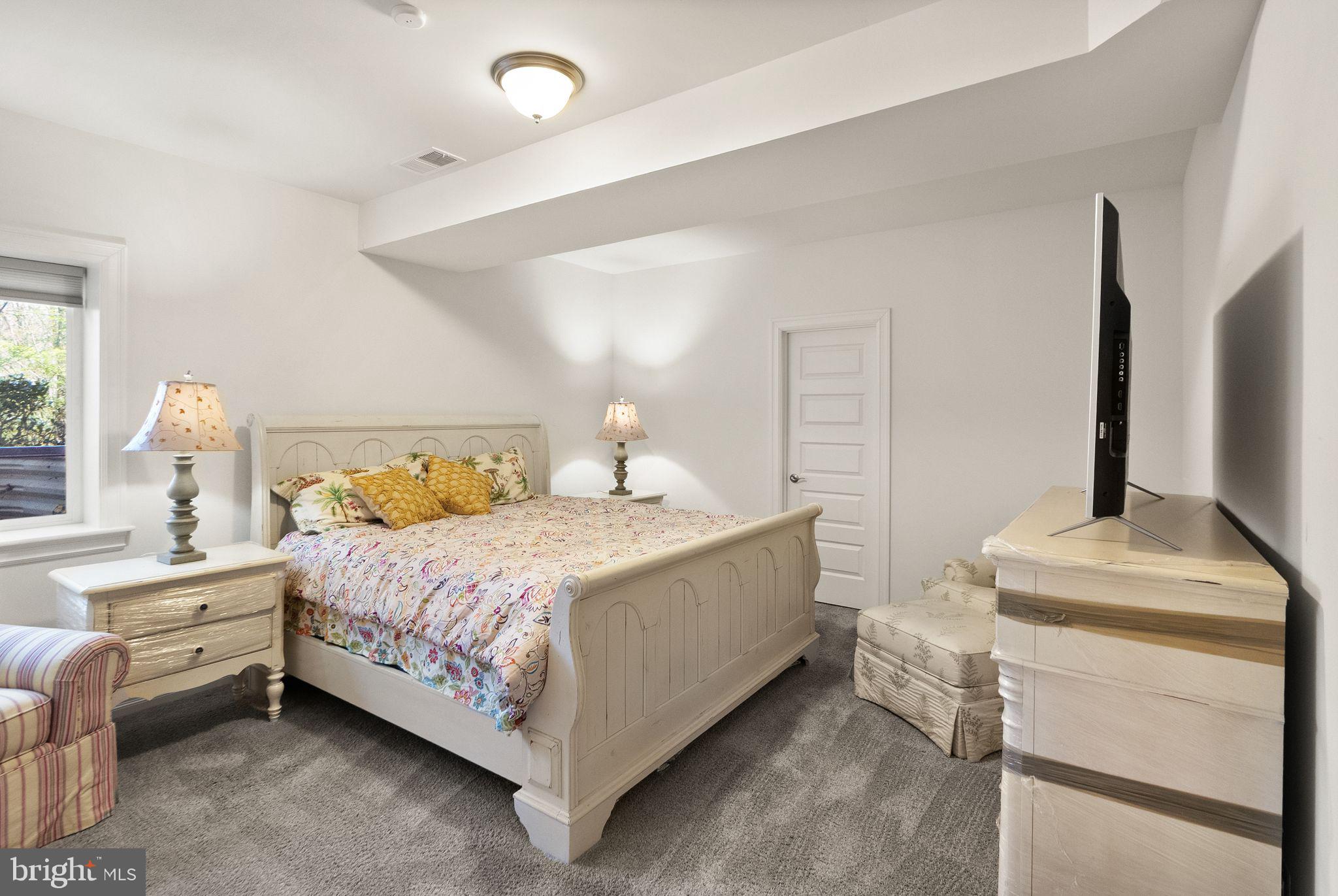 GROVE AT WILLOWSFORD - Residential