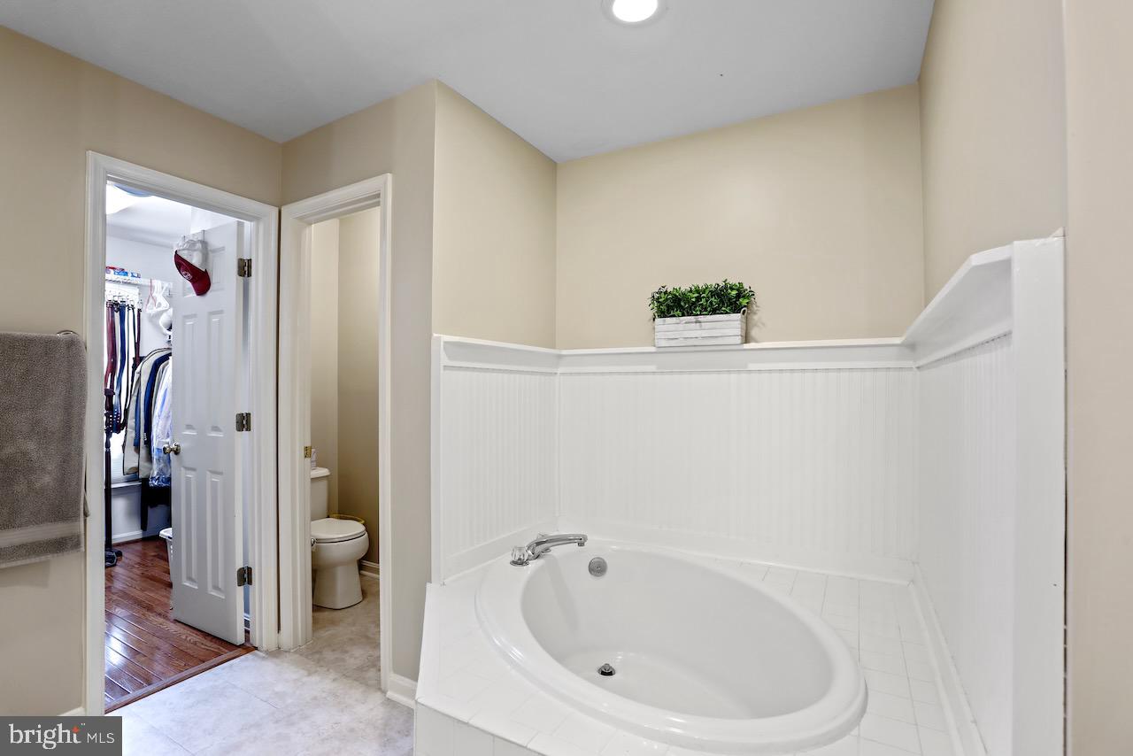 SOUTH RIDING - Residential