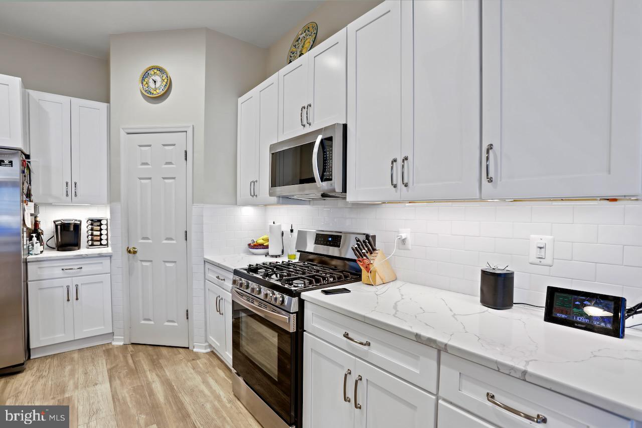 SOUTH RIDING - Residential