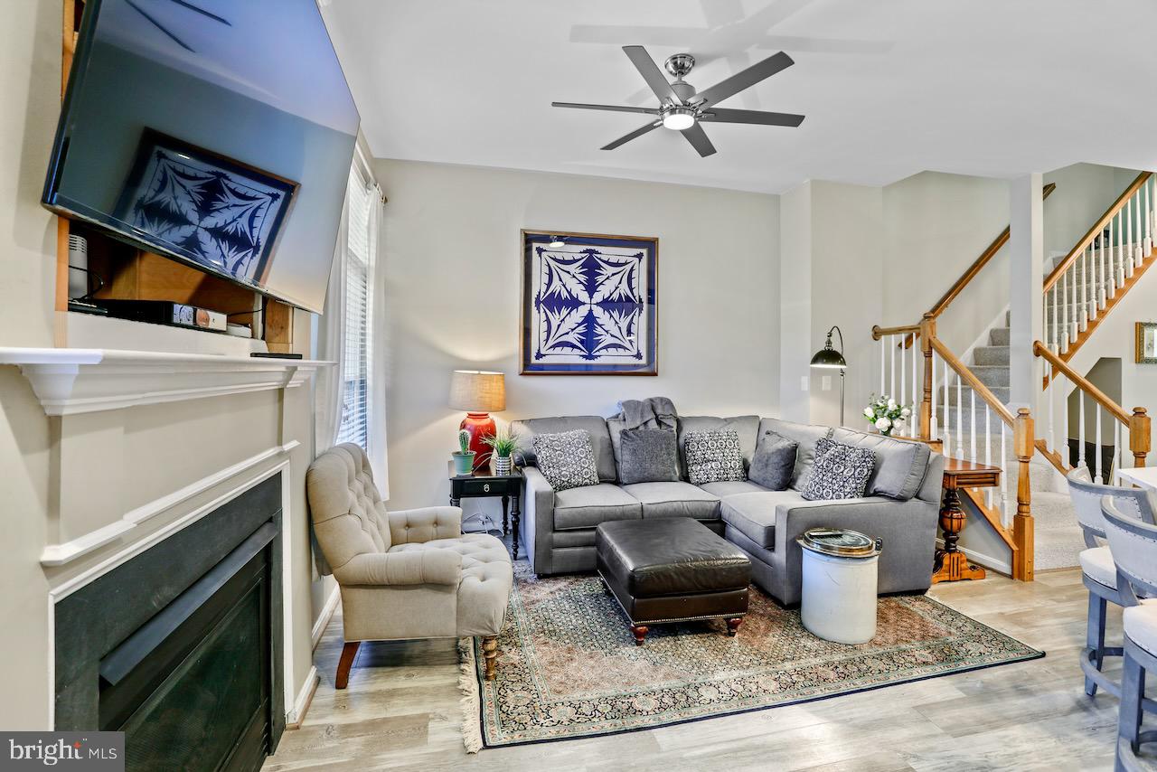 SOUTH RIDING - Residential