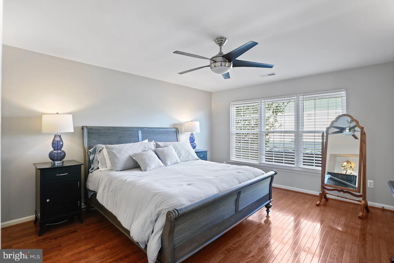 SOUTH RIDING - Residential