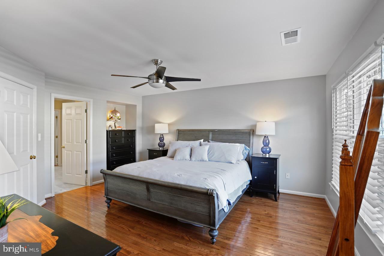 SOUTH RIDING - Residential