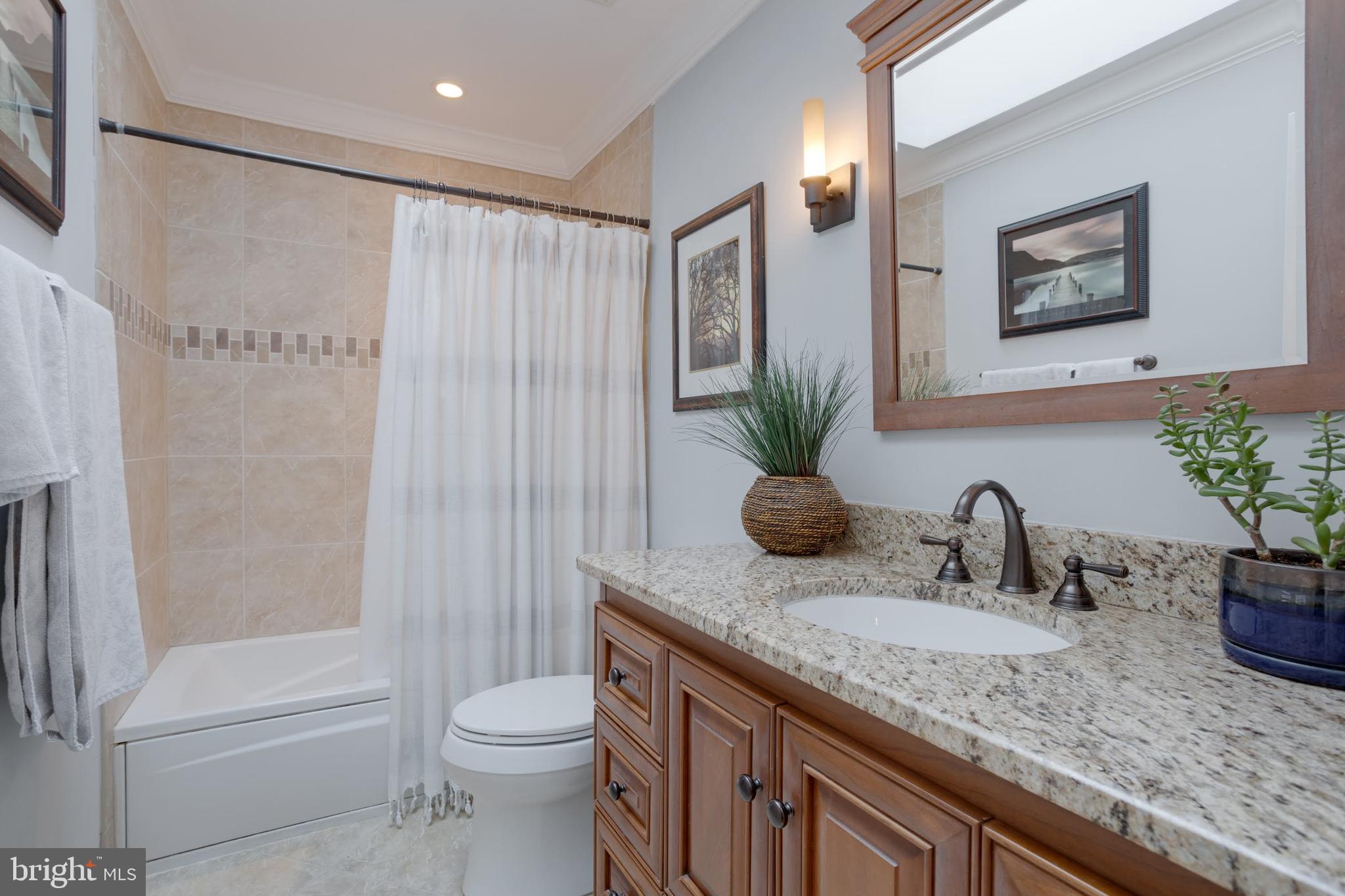 NORTH HILL - Residential