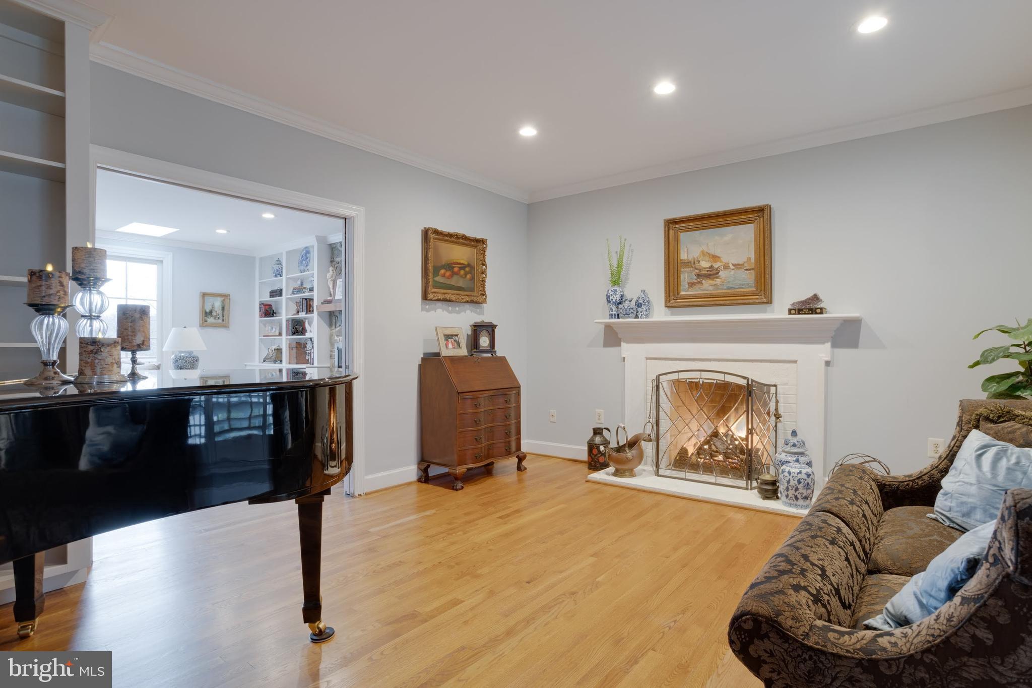 NORTH HILL - Residential