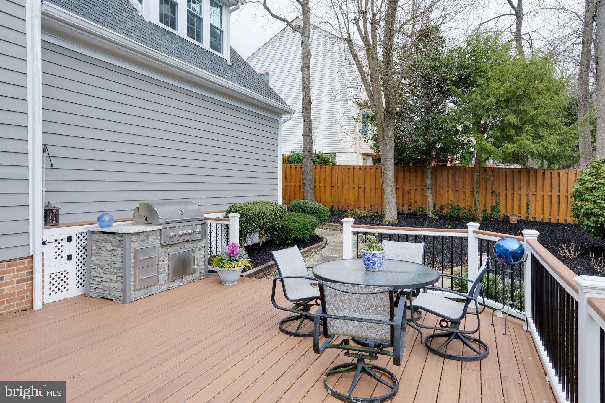 NORTH HILL - Residential