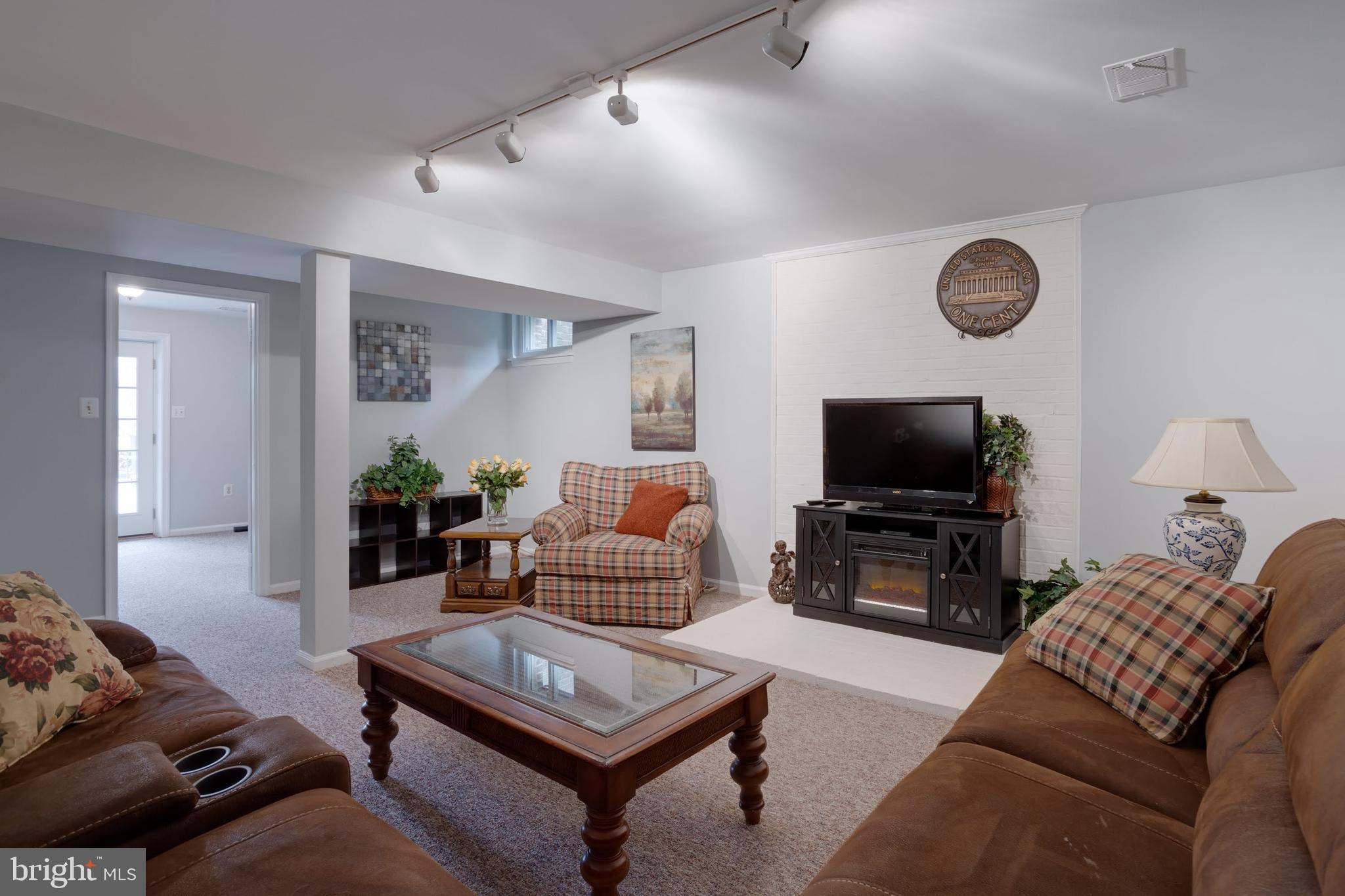 NORTH HILL - Residential