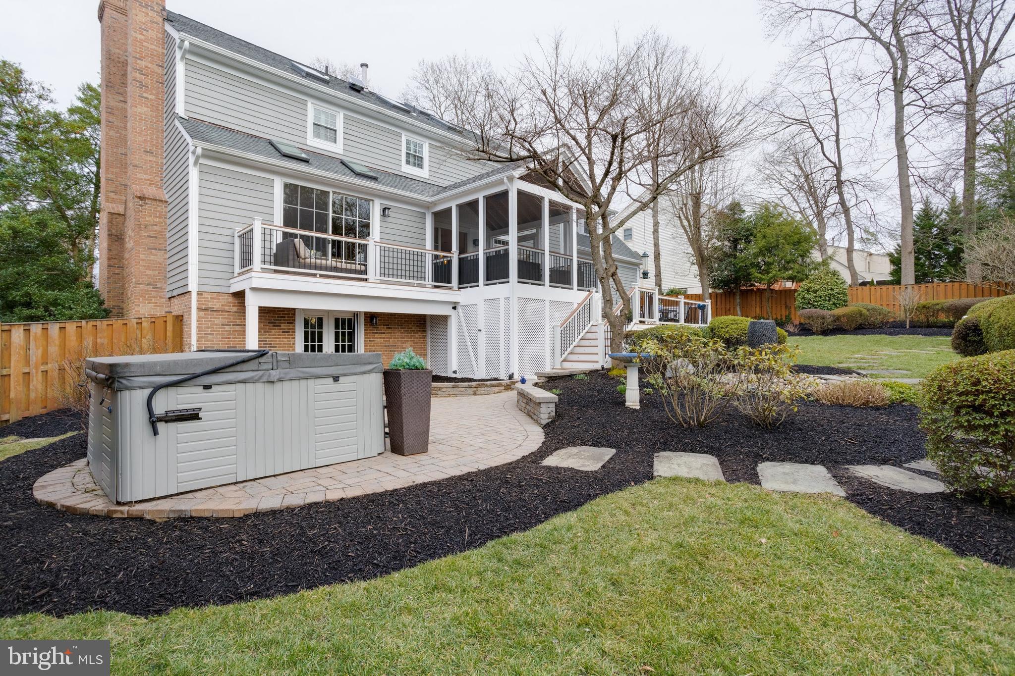 NORTH HILL - Residential