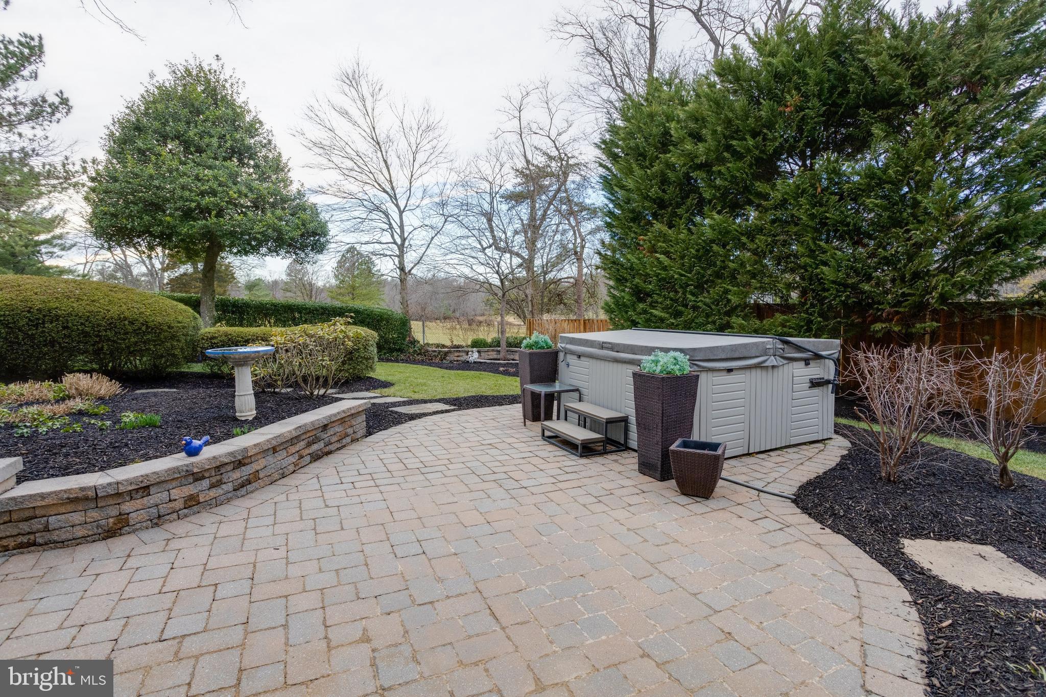 NORTH HILL - Residential