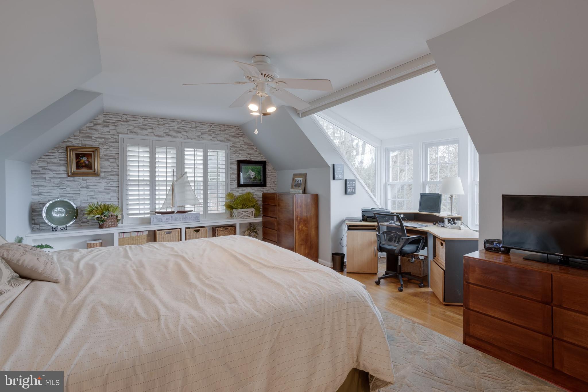 NORTH HILL - Residential