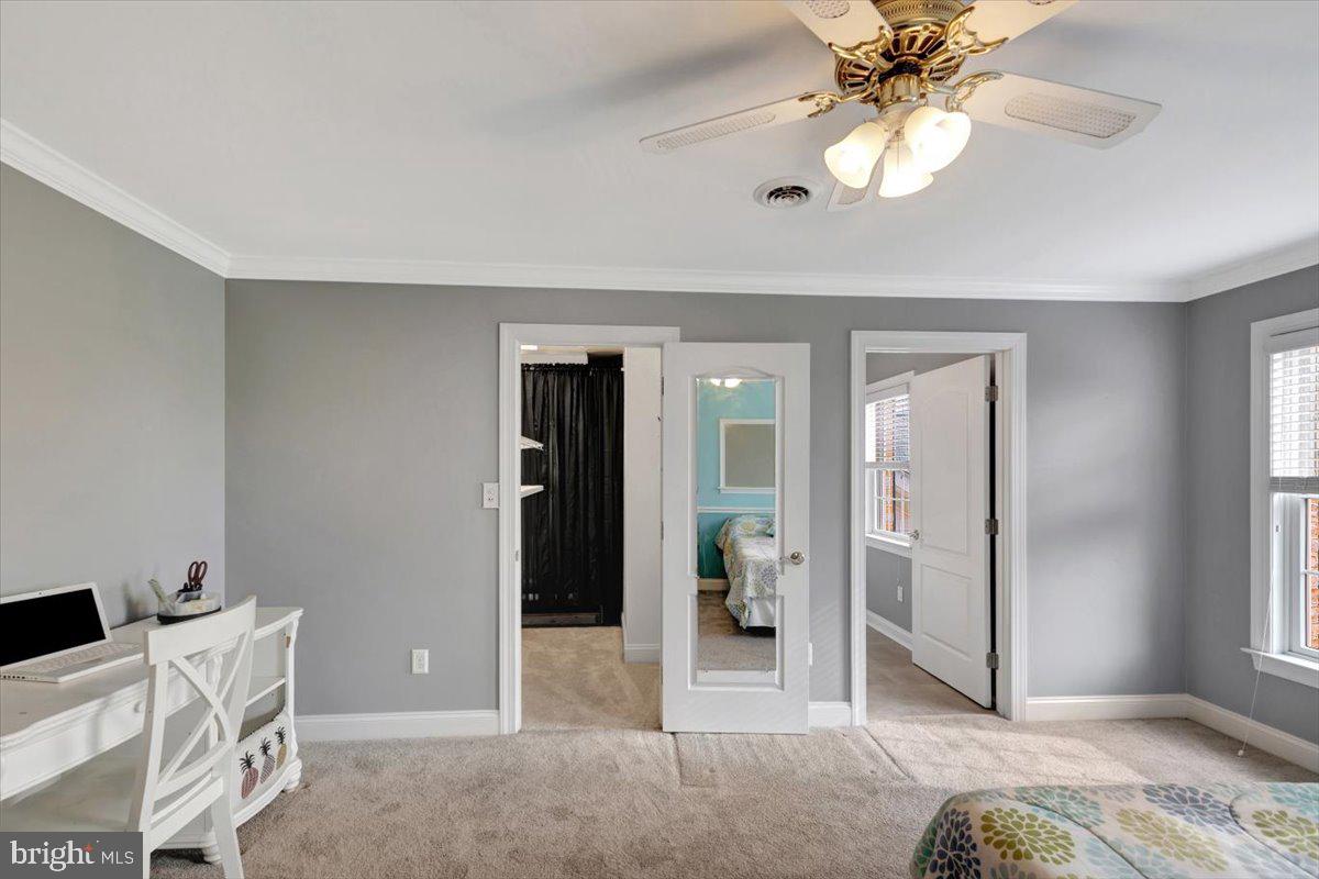 CLIVEDEN REACH - Residential