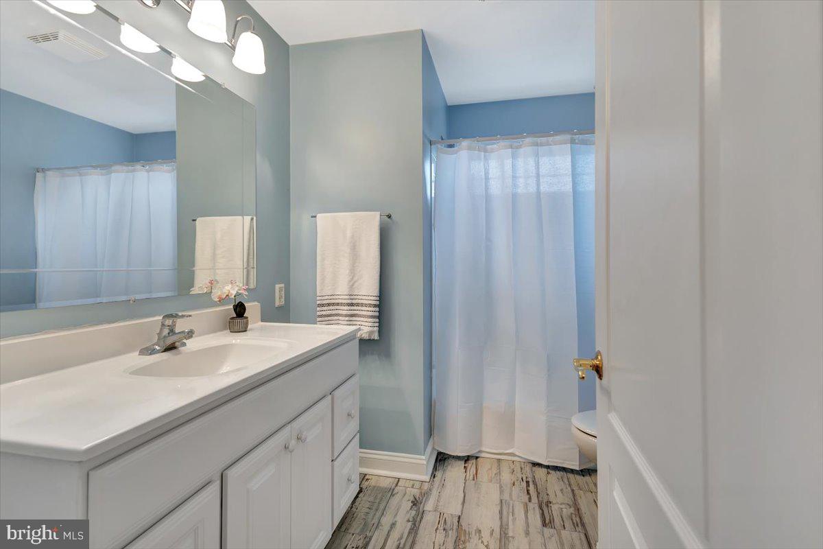 CLIVEDEN REACH - Residential