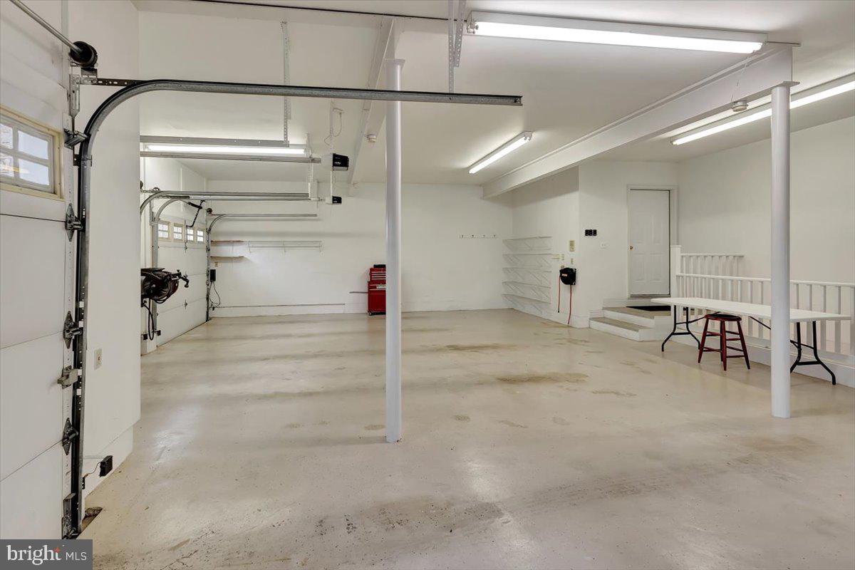 CLIVEDEN REACH - Residential