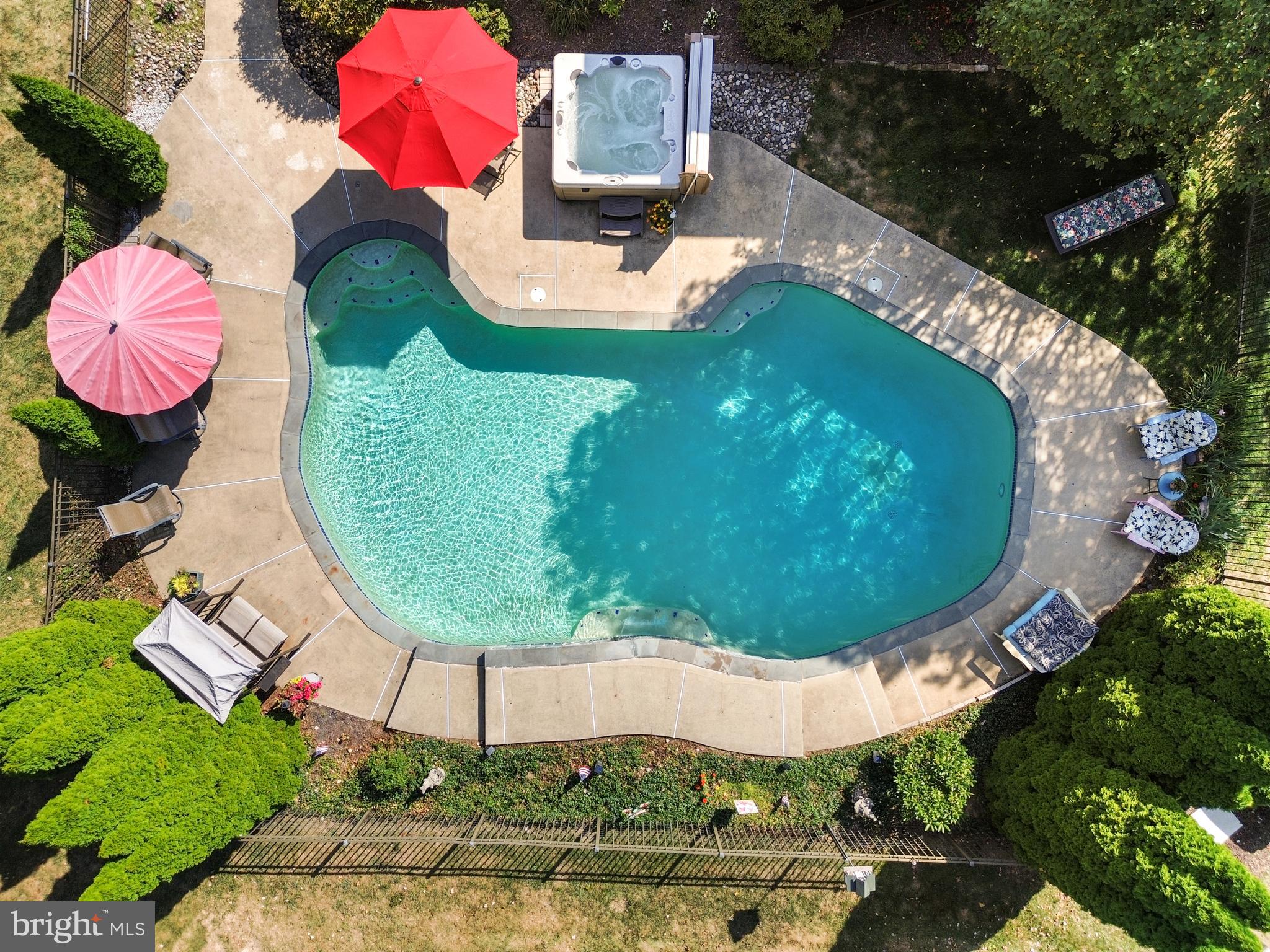 CLIVEDEN REACH - Residential